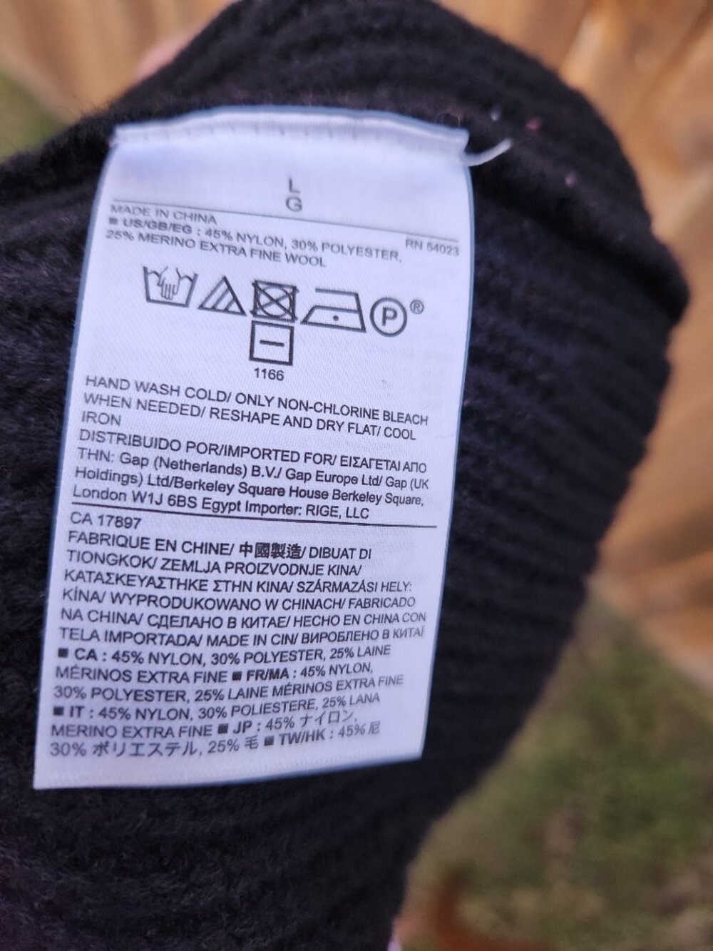 Merino-Blend Poncho - Picture 5 of 5